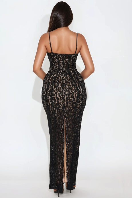 Adjustable Strap Sweetheart Lace Gown