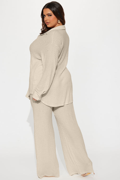 Fly With Me Textured Pant Set – Stone